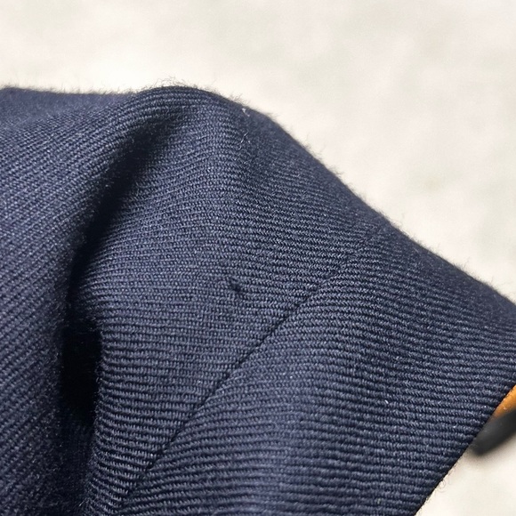 J. Crew Classic Schoolboy Navy Wool Women’s Blazer Size 0 Gold Button Up - Picture 3 of 6